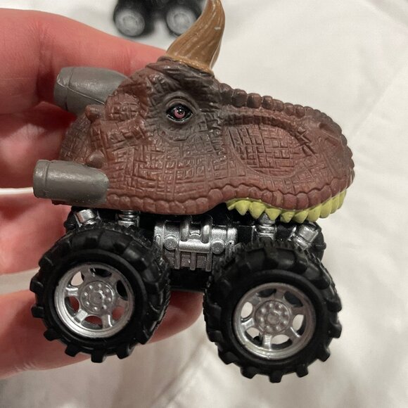 Lot of 4 Dino Bros Pull Back & Go Dinosaur Head Mini Monster Truck Car Toys - Picture 4 of 8